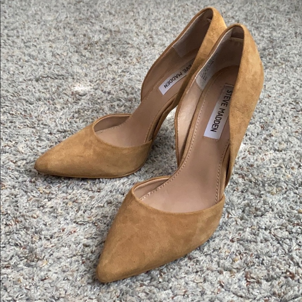Steve Madden pumps